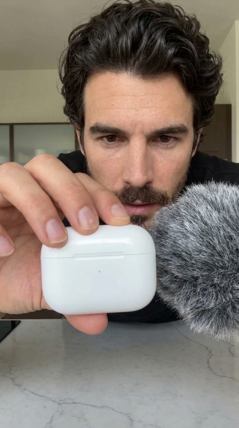 Unboxing ASMR UGC ad example frame 3